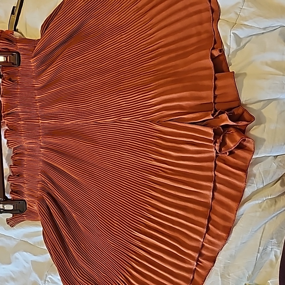 🥳 FINAL OFFER 🥳Rust Color  Shorts - Picture 4 of 9